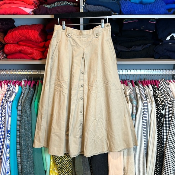 Vintage Liz Sport Petites tan button down skirt size 10P/modern size 4P - Picture 1 of 3